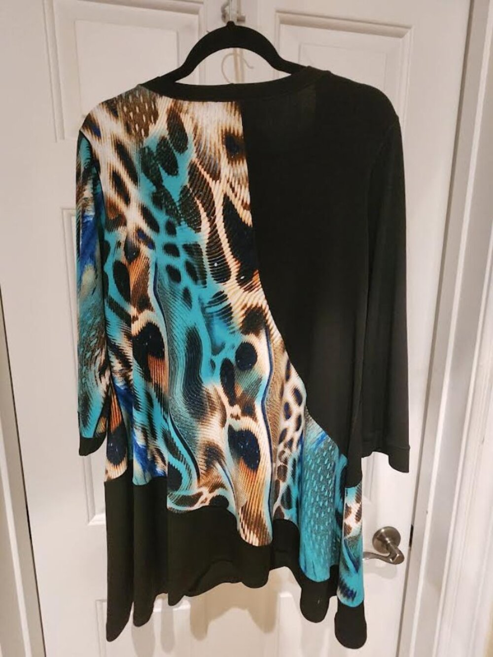 EVA VARRO XL TUNIC WITH 3/4 SLEEVES - Picture 2 of 5